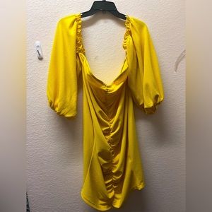 SHEIN Curve 4x yellow dress perfect for spring or summertime. Worn once
